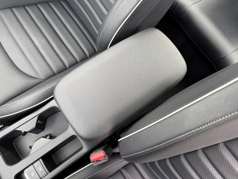 Used 2024 Kia Forte GT-Line w/ GT-Line Premium Package image 27