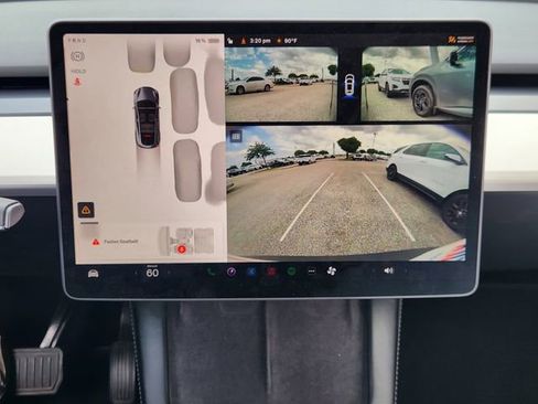 Used 2024 Tesla Model Y Long Range AWD/4WD image 13