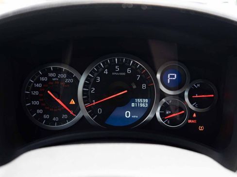 Used 2013 Nissan GT-R Black Edition AWD/4WD image 38