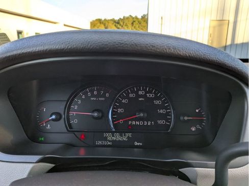 Used 2008 Cadillac DTS image 13