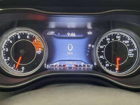 Used 2020 Jeep Cherokee High Altitude AWD/4WD image 23