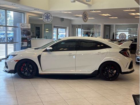 Used 2019 Honda Civic Type R image 8