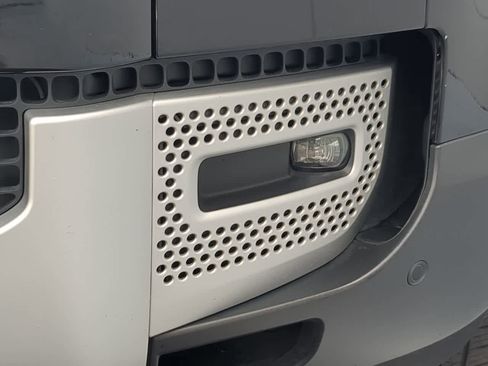 Used 2025 Land Rover Defender 110 S image 11