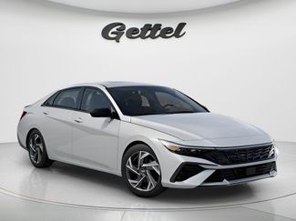 New 2026 Hyundai Elantra SEL Sport Premium FWD video 2