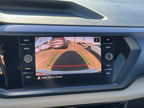 Used 2022 Volkswagen Taos SE image 30