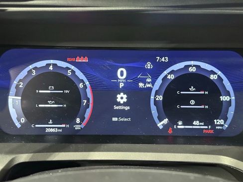 Certified 2025 Toyota Tacoma TRD Off-Road AWD/4WD image 23