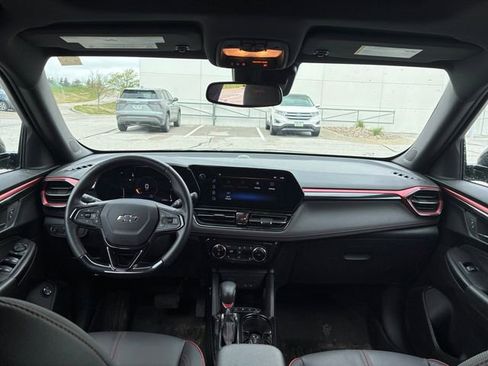 Certified 2024 Chevrolet TrailBlazer RS w/ Convenience Package AWD/4WD image 19