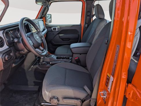 New 2026 Jeep Gladiator Sport AWD/4WD image 11