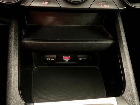 Certified 2022 Kia Forte LXS FWD image 15