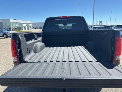 Used 2010 GMC Sierra 1500 SLT w/ SLT Convenience Package AWD/4WD image 27