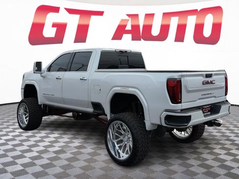 Used 2020 GMC Sierra 2500 Denali w/ Technology Package image 5