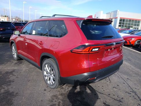 New 2026 Toyota Grand Highlander Limited image 3