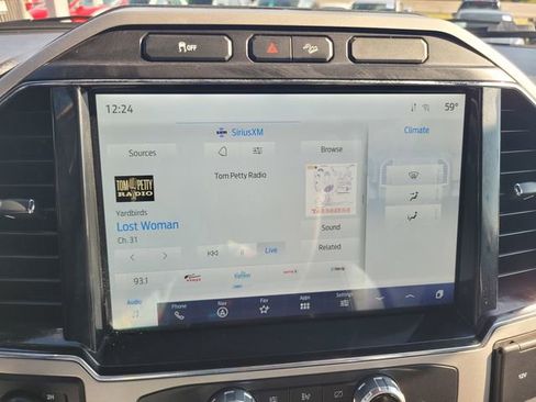 Certified 2022 Ford F250 Lariat w/ Lariat Value Package image 22