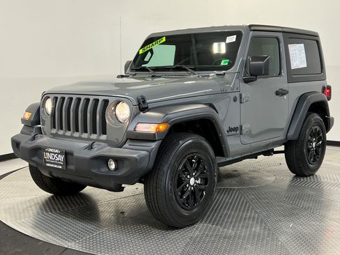 Certified 2023 Jeep Wrangler Sport S image 3