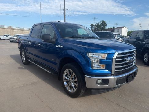 Used 2017 Ford F150 XLT w/ Equipment Group 302A Luxury AWD/4WD image 3