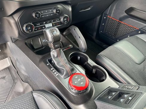 Used 2023 Ford Bronco Raptor AWD/4WD image 25
