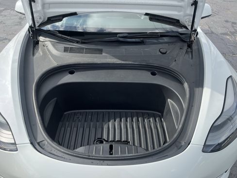 Used 2022 Tesla Model 3 Long Range AWD/4WD image 15