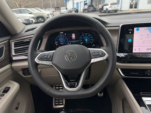 New 2026 Volkswagen Atlas SEL Premium R-Line image 24