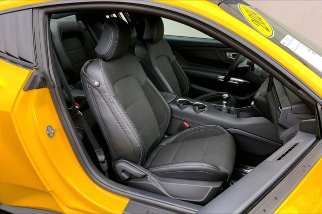 Used 2024 Ford Mustang GT RWD image 6