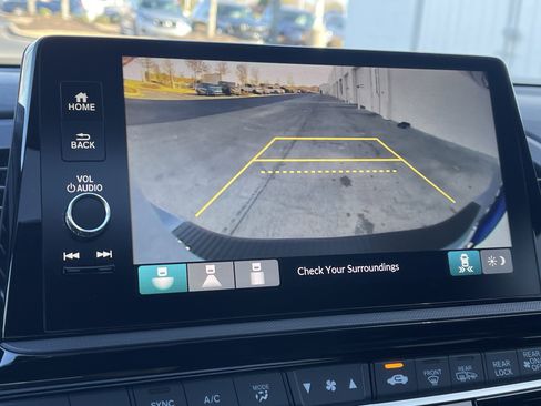 Certified 2025 Honda Odyssey Sport-L image 14