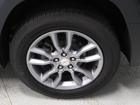 Used 2022 GMC Terrain SLT w/ LPO, Floor Liner Package image 18