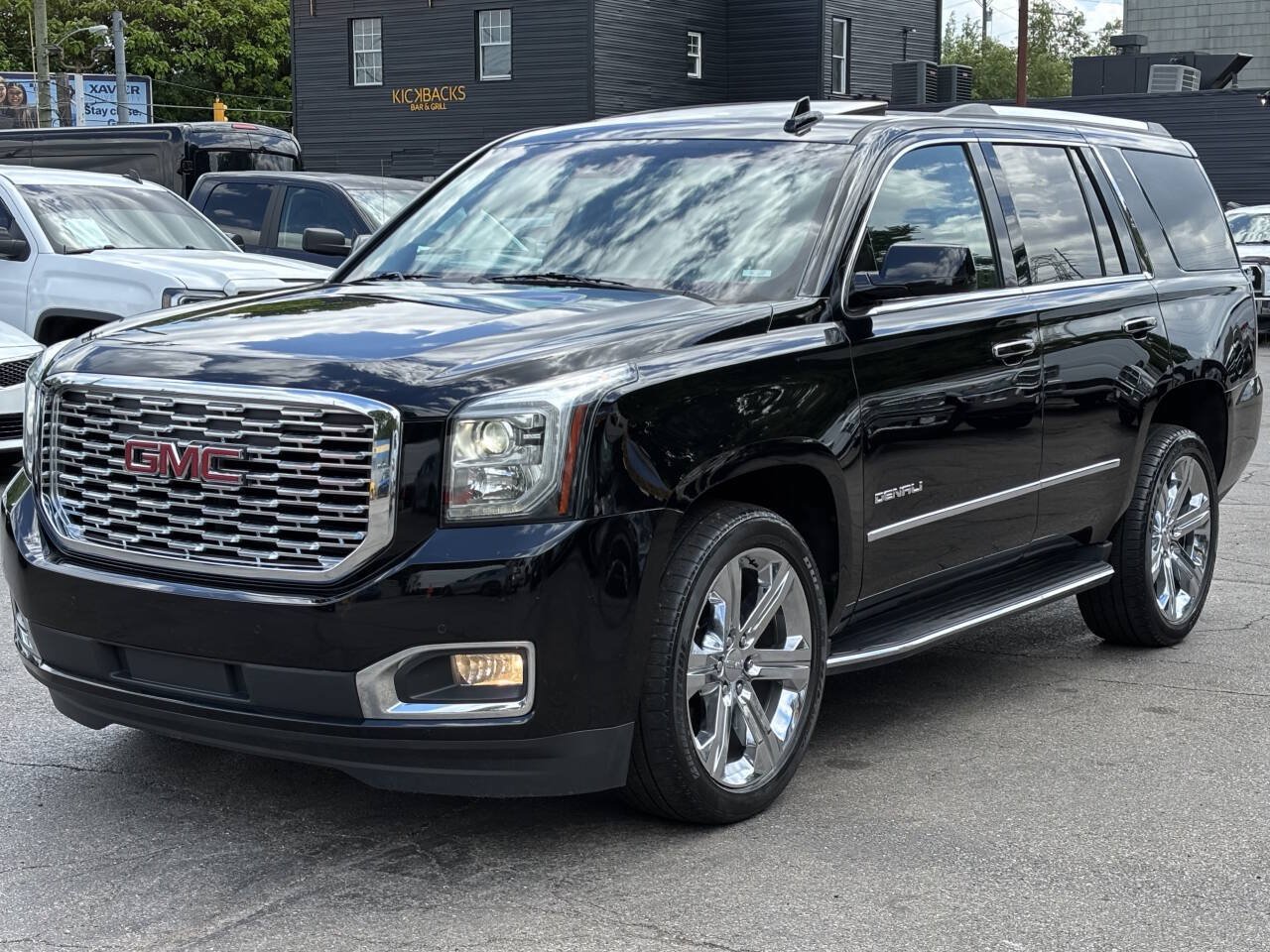 Used 2018 GMC Yukon Denali w/ Open Road Package AWD/4WD image 4
