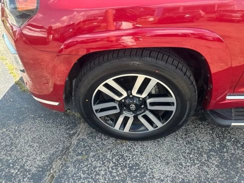 Used 2021 Toyota 4Runner Limited RWD image 10