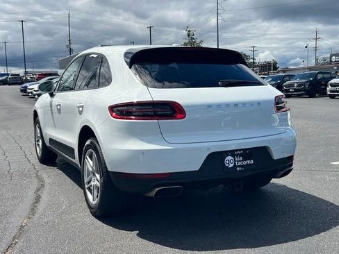 Used 2018 Porsche Macan AWD/4WD image 11