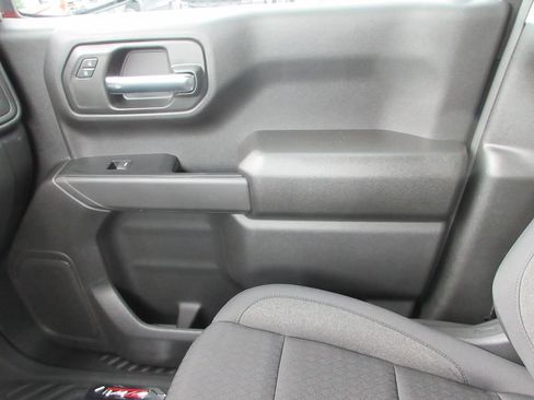 New 2026 Chevrolet Silverado 1500 Custom Trail Boss AWD/4WD image 32