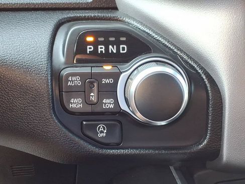 Used 2019 RAM 1500 Big Horn AWD/4WD image 17