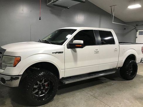 Used 2014 Ford F150 Lariat w/ Equipment Group 501A Mid image 6