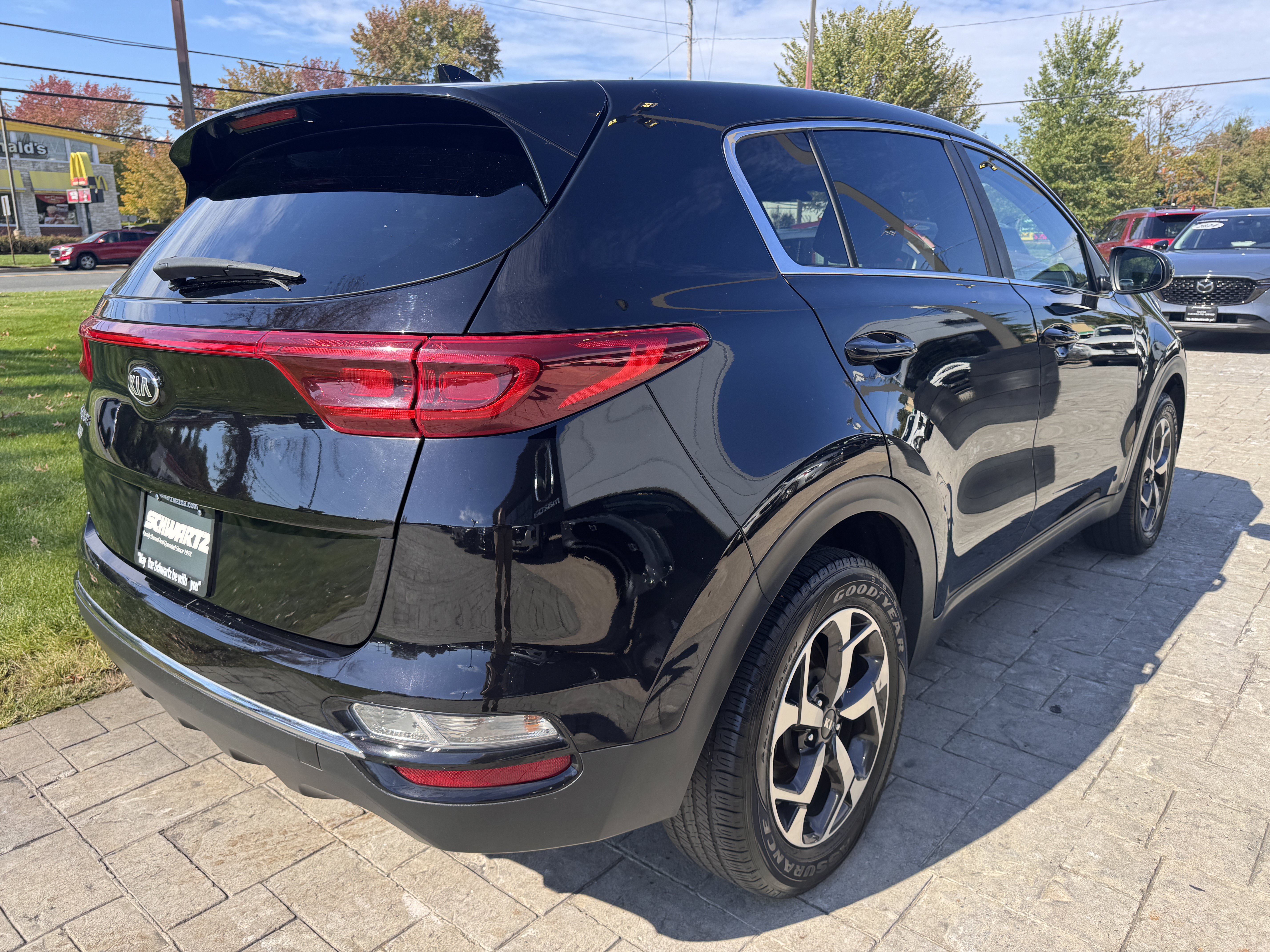 Used 2020 Kia Sportage LX FWD image 12