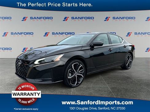 Used 2023 Nissan Altima 2.5 SR image 1