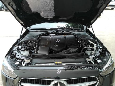 Used 2024 Mercedes-Benz C 300 Sedan image 53