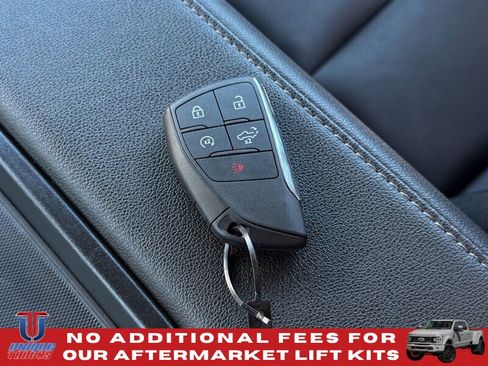 Used 2025 Chevrolet Silverado 3500 LTZ AWD/4WD image 34
