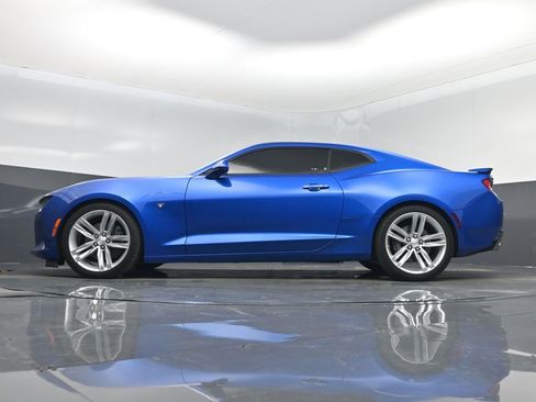 Used 2018 Chevrolet Camaro SS image 15