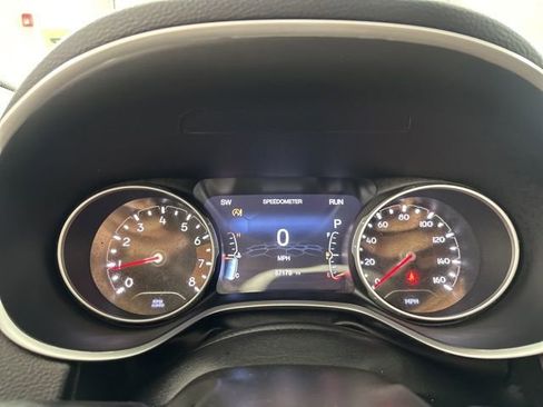 Used 2018 Jeep Compass Limited FWD image 13