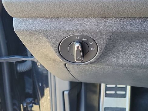 Certified 2026 Volkswagen Jetta Sport FWD image 25