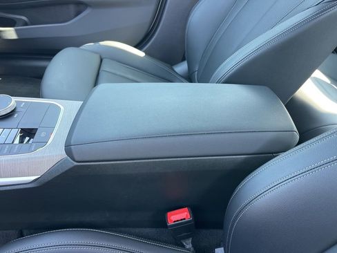 Used 2025 BMW 330i Sedan image 14