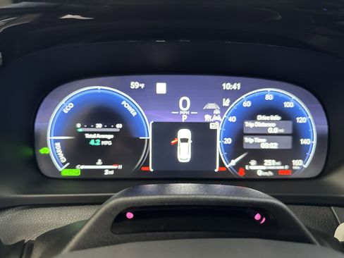 New 2026 Toyota Crown Signia AWD/4WD image 17