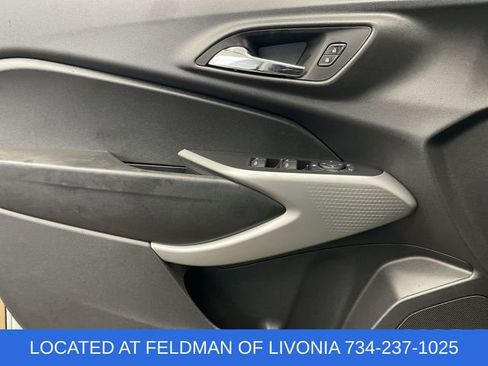 Used 2024 Chevrolet Trax RS w/ Driver Confidence Package image 19