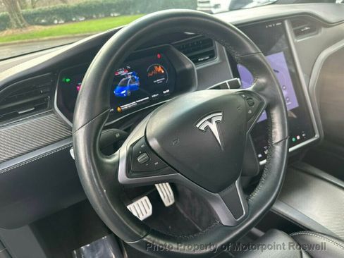 Used 2018 Tesla Model X P100D image 13