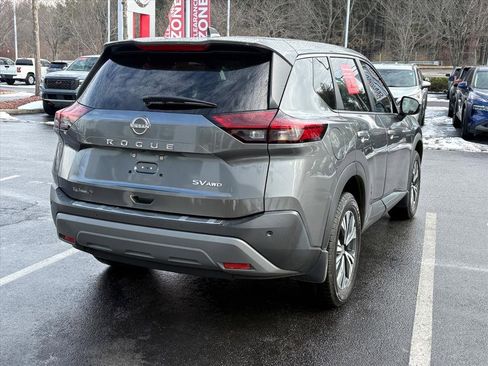 Certified 2022 Nissan Rogue SV image 8