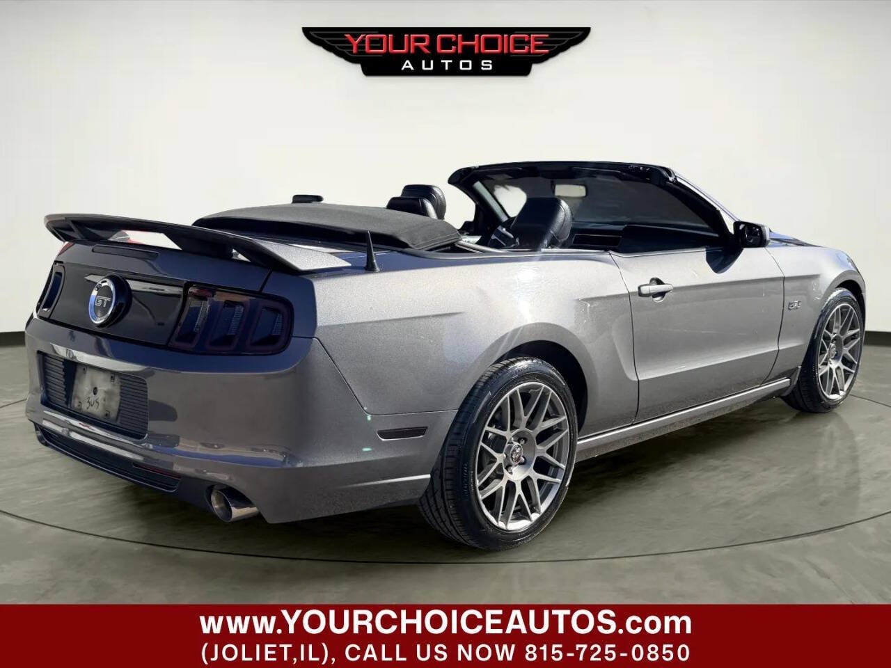 Used 2013 Ford Mustang GT Premium w/ Comfort Pkg RWD image 9