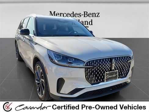 Used 2025 Lincoln Aviator Reserve w/ Equipment Group 201A image 1