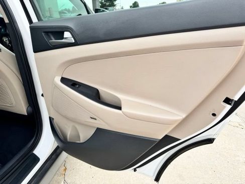 Used 2018 Hyundai Tucson SEL Plus FWD image 24