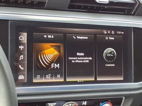 Used 2024 Audi Q3 2.0T Premium w/ Convenience Package image 24