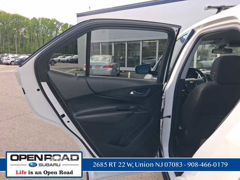Used 2019 Chevrolet Equinox LT AWD/4WD image 11