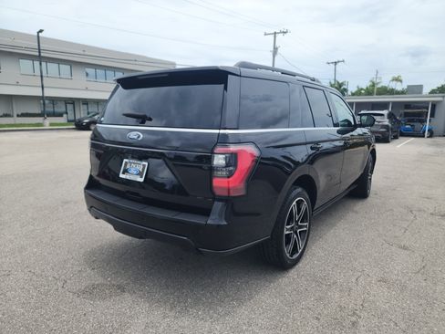 Used 2019 Ford Expedition Limited w/ Equipment Group 303A RWD image 5