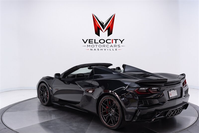 Used 2023 Chevrolet Corvette Z06 RWD image 16